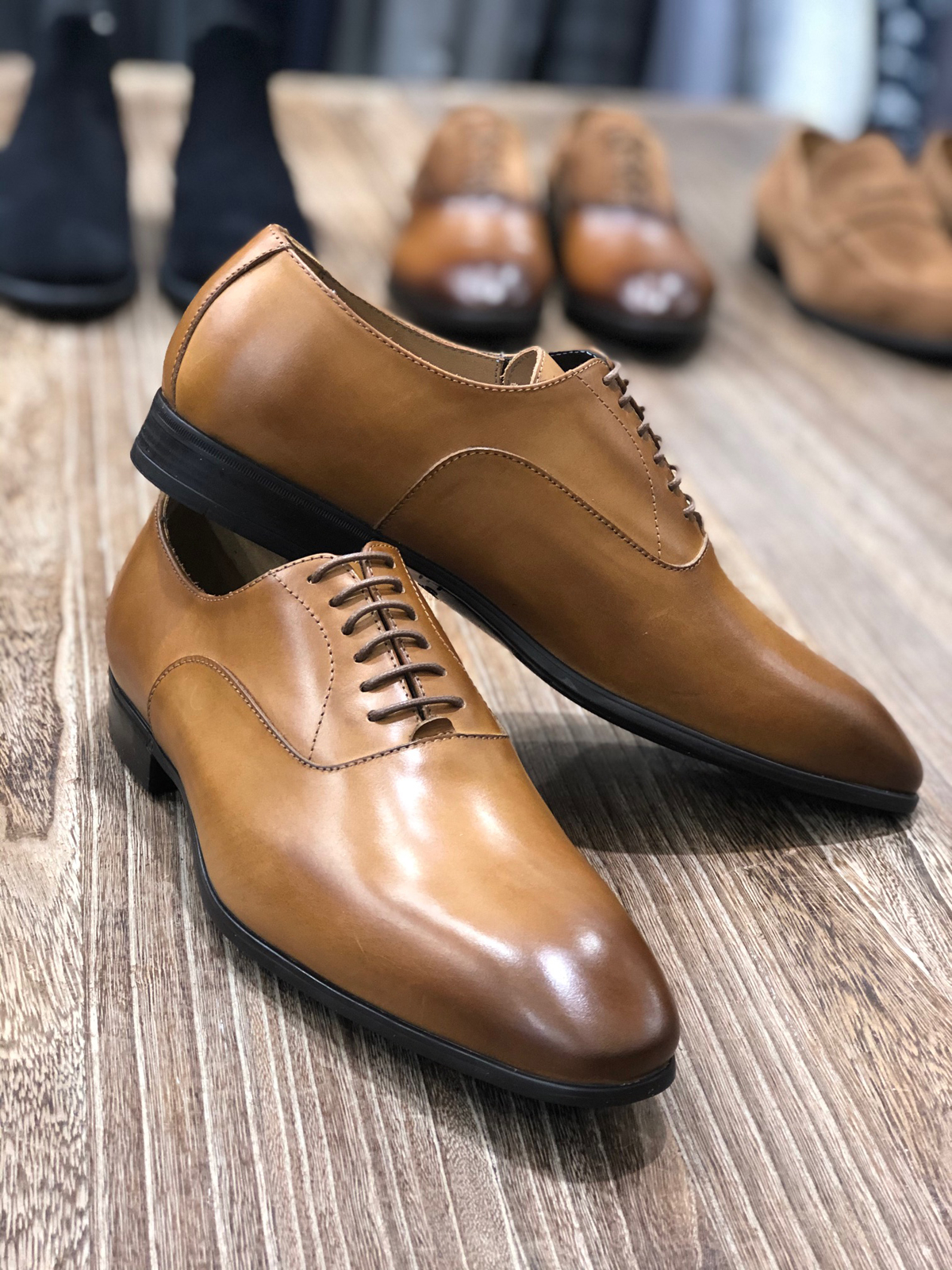 chaussure couleur cognac